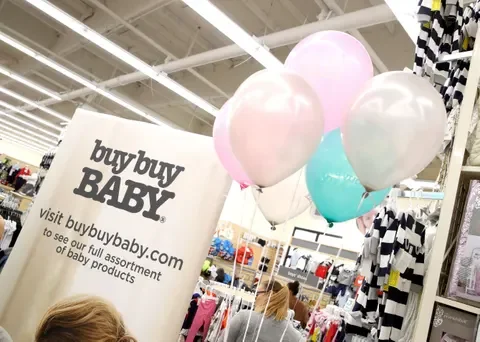 buybuy BABY store display with balloons
